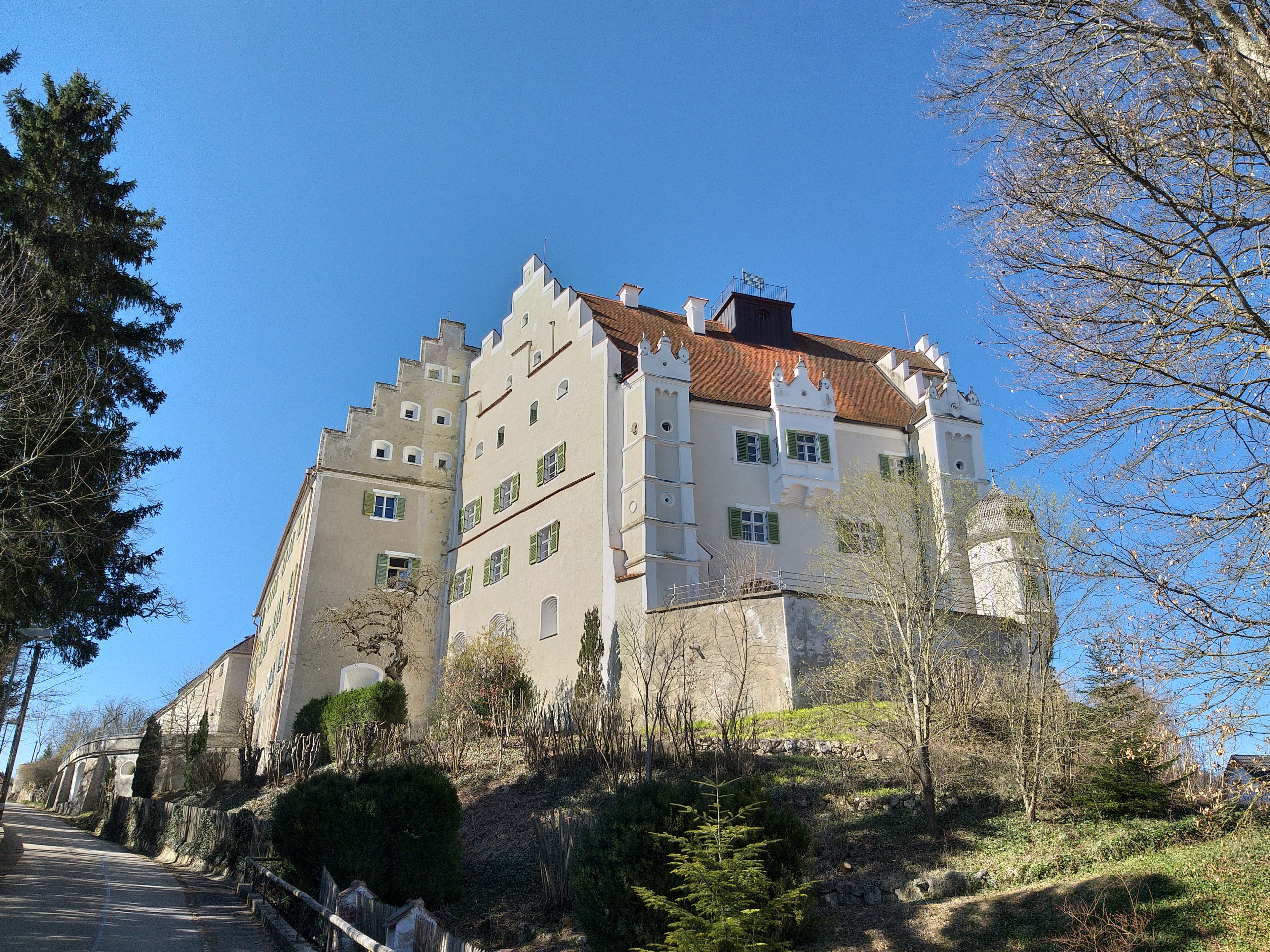Das „Dorf im Dorf“: Wie Schloss Sandersdorf durch smarte Konzepte und historische Identität neu belebt wird